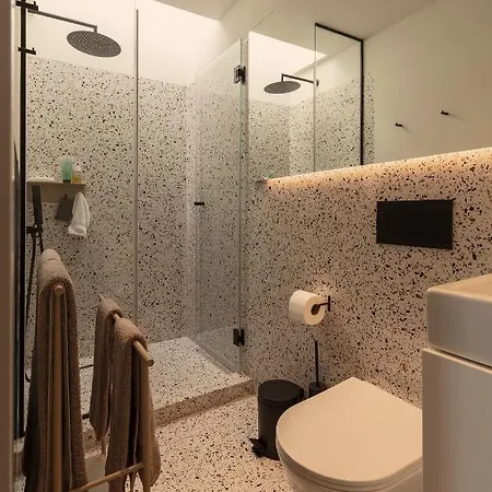 Vandoma Serviced * Oporto