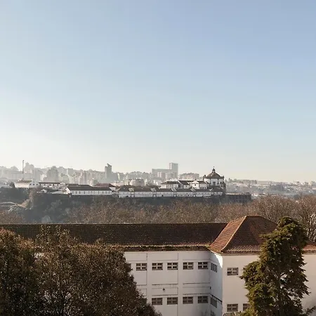 Vandoma Serviced Διαμέρισμα *