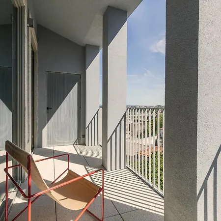 Vandoma Living Apartment