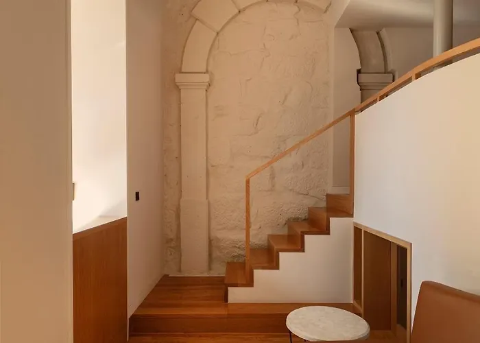 Vandoma Serviced 아파트 *