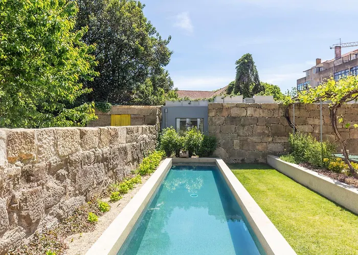 Vandoma Serviced 아파트